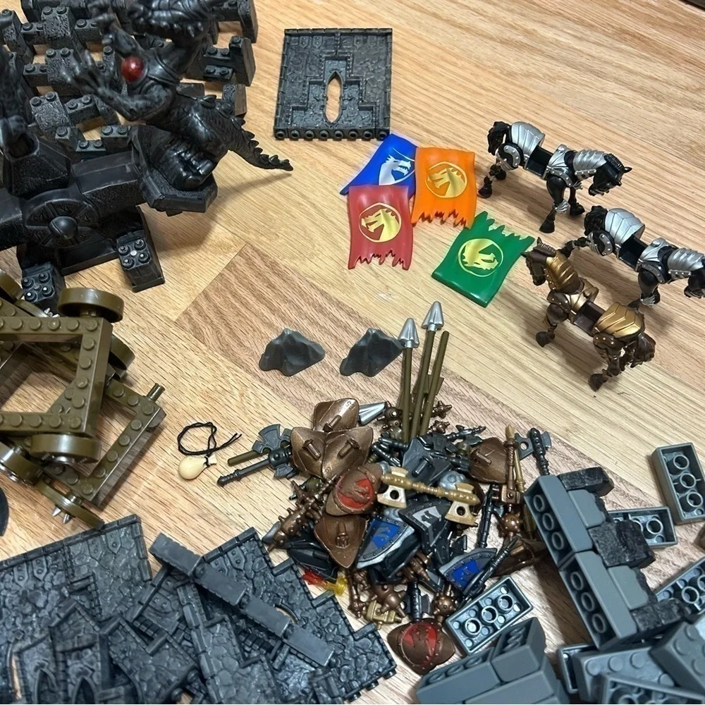 Mega Bloks Dragons Krystal Wars HUGE Lot Bundle Knights Figures Orcs Weapons